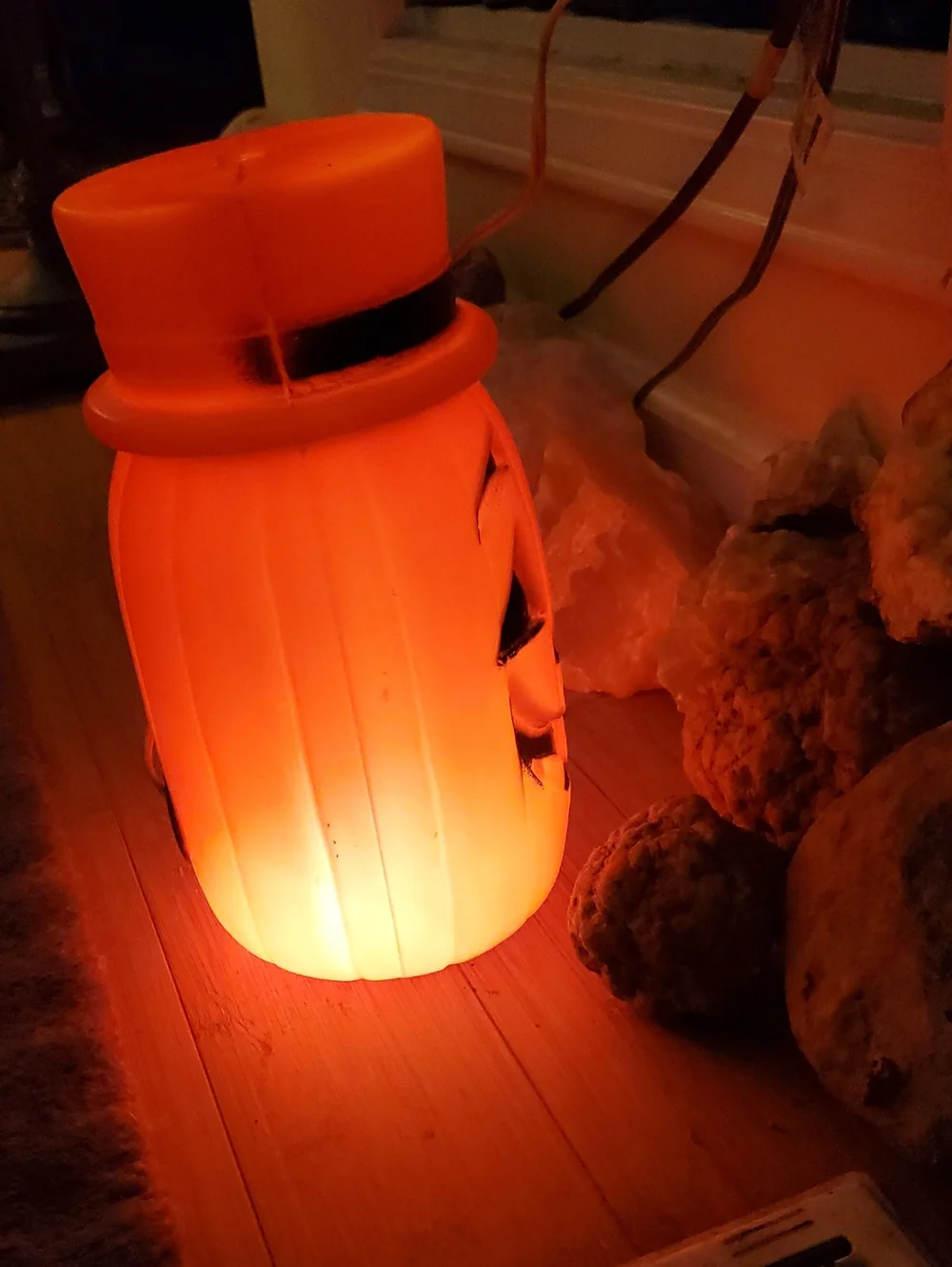 Vintage 60s Halloween Jack-o-Lantern Pumpkin Light Lamp with Top Hat